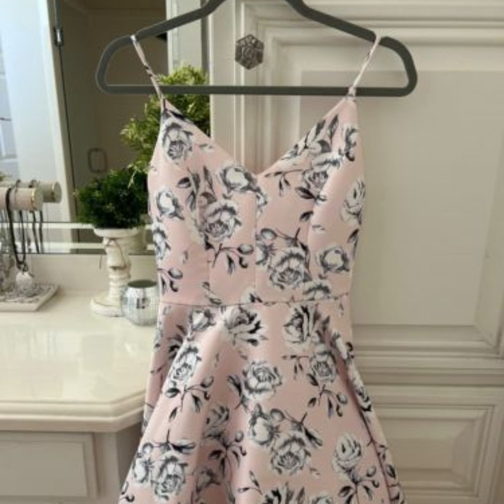 Dillard’s B. Darlin Pink Floral Junior Dress Size 3/4 New Without Tags